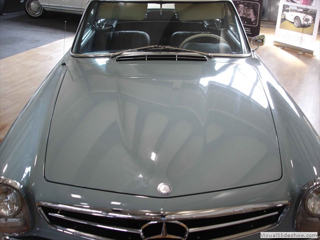 Mercedes 230 SL Pagode blau 22 DSC04090