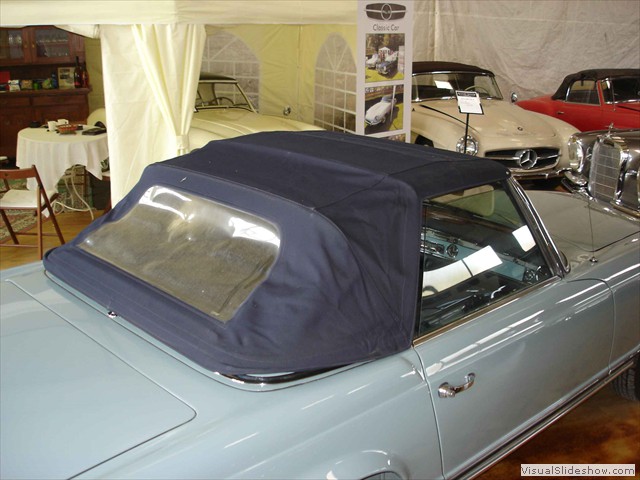 Mercedes 230 SL Pagode blau 30 DSC04086