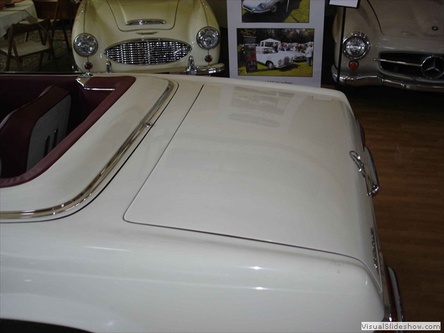 Mercedes 230 SL Pagode weiss DSC04195