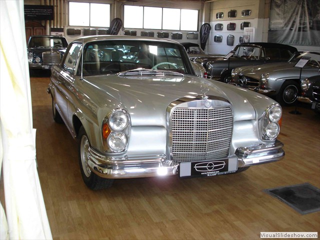 Mercedes 280 SE Coupe silber DSC04230