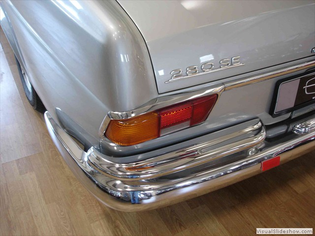 Mercedes 280 SE Coupe silber DSC04256