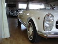 Mercedes 230 SL Pagode weiss DSC04192